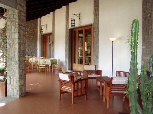 Hotel La Piccola Stazione Торрита-ди-Сьена Экстерьер фото